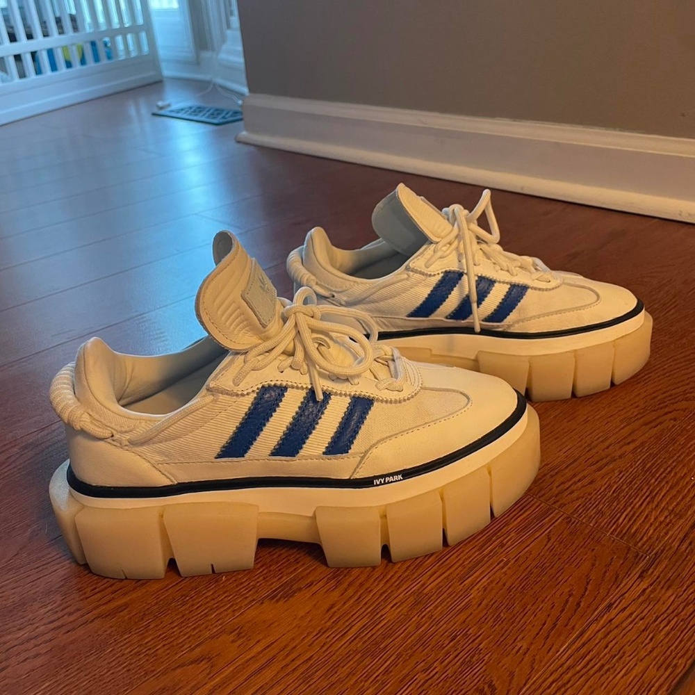 IVY PARK Chunky Sole Women's Sneakers in Cream/Blue